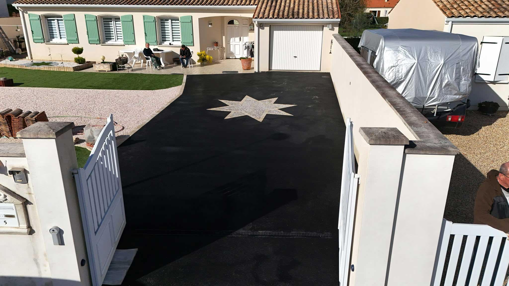 Photos de nos aménagements extérieurs : cours, allées et terrassement