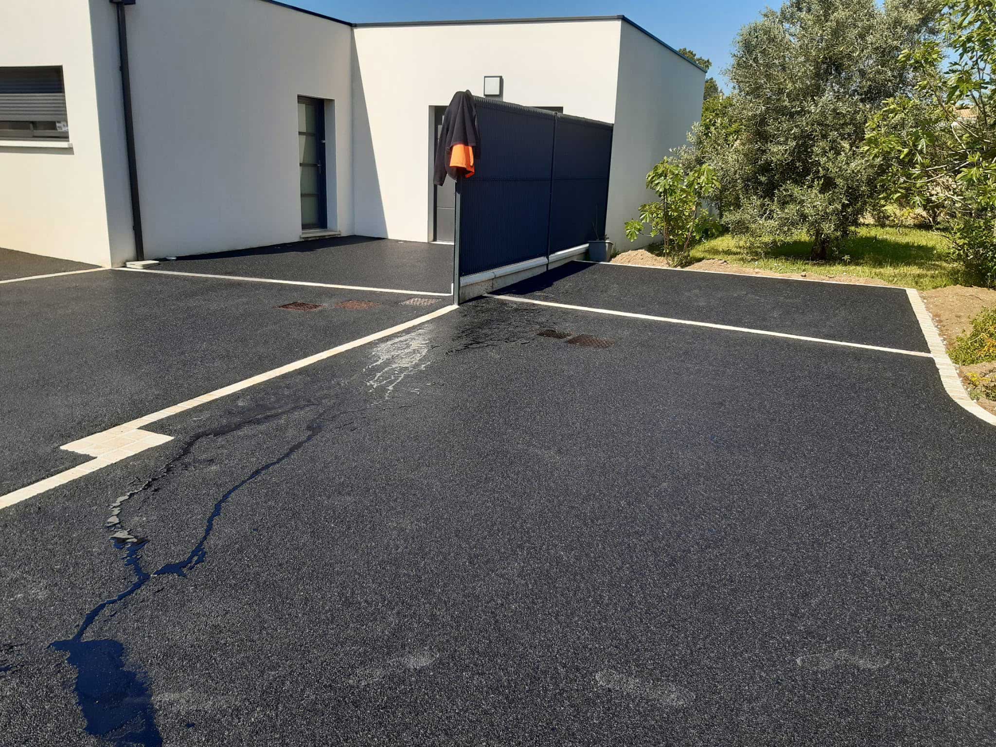 Photos de nos aménagements extérieurs : cours, allées et terrassement