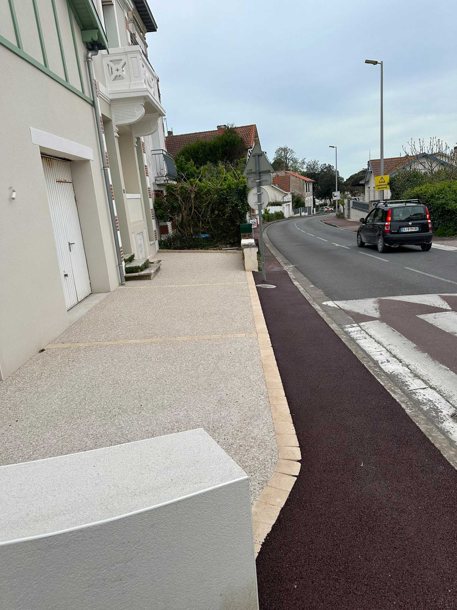 Photos de nos aménagements extérieurs : cours, allées et terrassement
